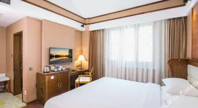 Panda Hotel (Dujiangyan Ancient City)