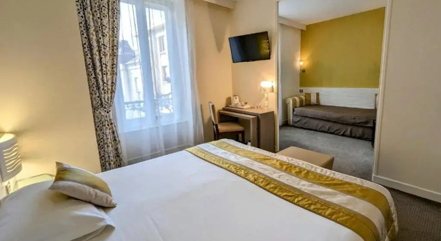 Двухместный номер Comfort HOTEL ARVERNA VICHY - ClTHOTEL