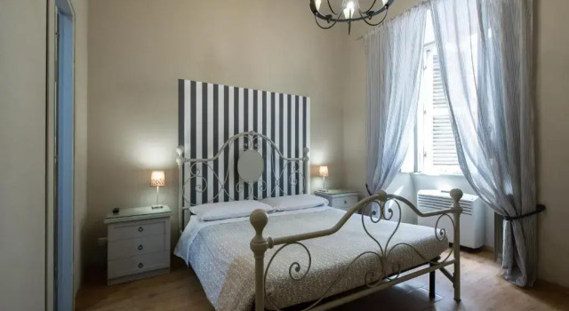 Residenza Ottaviani Roma, Забронировать Отель «постель и завтрак» Отели Рима с парковкой, рядом с Станция метро Flaminio, Парковка