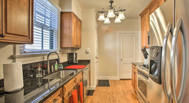 Коттедж Soul & Style! Duplex Near French Quarter w/ Porch