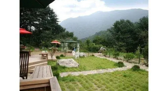Yangpyeong Island in Forest Pension
