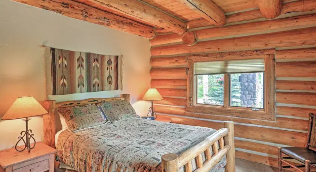 Ski-in/ski-out Telluride Home w/ Deck & Hot Tub!, Забронировать Отель Отели Telluride Ski 3 звезды, 3*