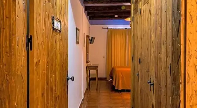 Трёхместный номер Standard с красивым видом из окна Hotel Rural Almazara