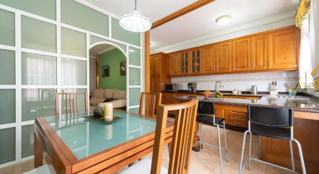 Spacious 3BR 5 min Walk to Las Canteras - Parking, Prenota Hotel Las Palmas de Gran Canaria Gran Canaria