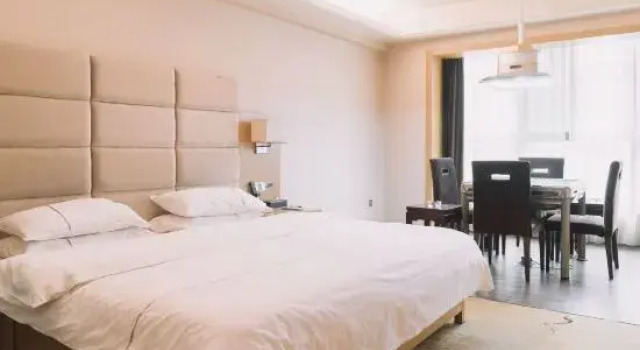 Люкс Deluxe Yinhe Guliju Hotel