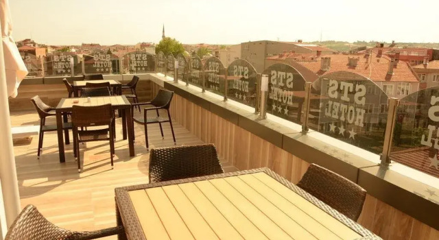 STS Hotel, Varaa Hotelli Hotellit Marmara-alue pysäköinnillä, Pysäköinti