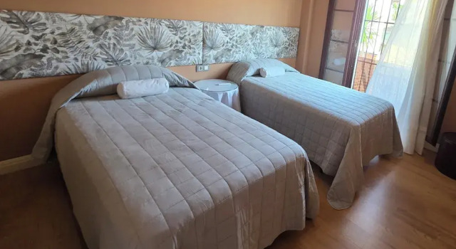 Casa Manuela Monesterio, Забронировать Дом для отпуска Отели Badajoz Province с парковкой, Парковка