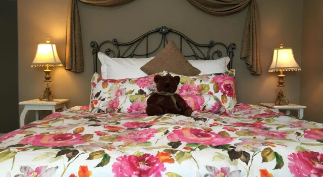 Yellow Rose Bed & Breakfast, Réserver Hôtel Hôtels à Colombie-Britannique avec parking, Parking
