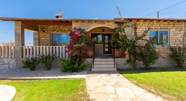 Theos Club Villas 3