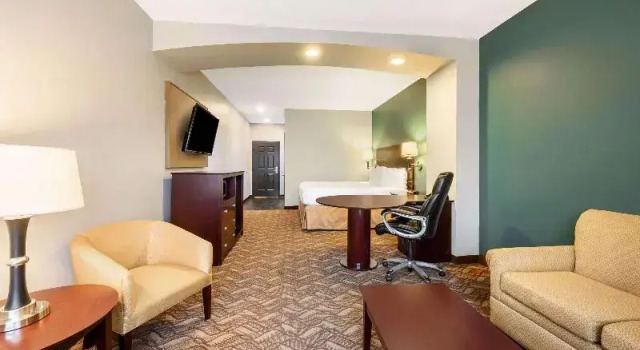 Люкс Deluxe La Quinta by Wyndham Longview North