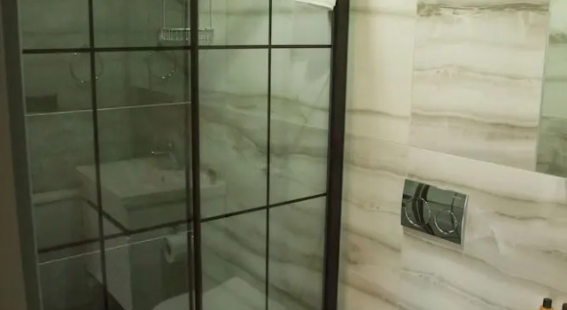 Апартаменты c 1 комнатой с балконом и с видом на город Ceneviz Suit Hotel