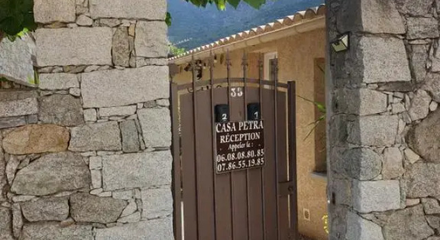 Casa Petra