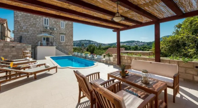 Студия Apartments Miljas 2