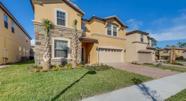 9 Bed Villa with Games, Pool & Spa