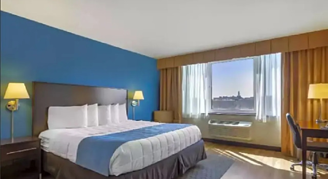Номер Premium The Capitol Hotel