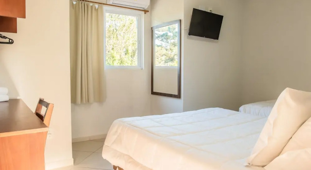 Трёхместный номер Standard Hotel Serra Canela