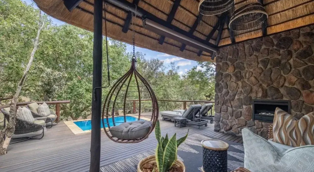 Двухместный люкс Luxury с видом на реку Ndlovu Safari Lodge