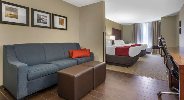 Четырёхместный люкс Comfort Suites Bridgeport - Clarksburg