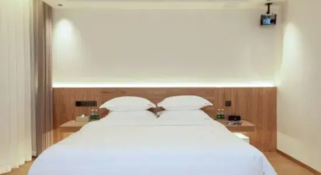 Двухместный номер Standard с балконом Yangshuo Hidden Dragon Villa