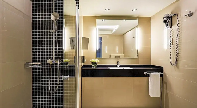 Номер Семейный Radisson Blu Conference Hotel, Düsseldorf