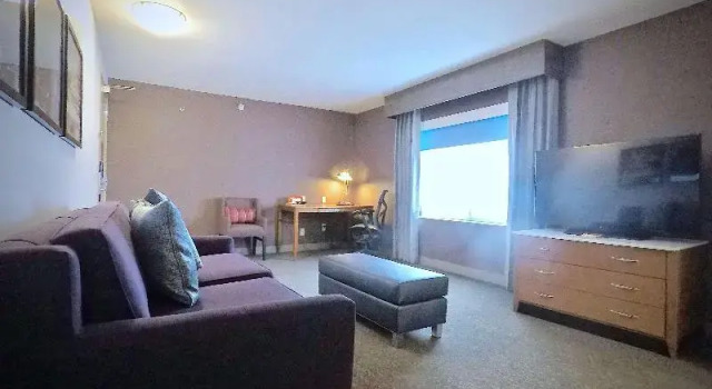 Люкс Deluxe c 1 комнатой Hilton Garden Inn West Des Moines