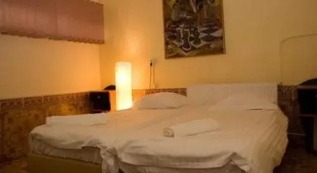 Pension Mellis Cluj Napoca, Varaa Hotelli Cluj-Napoca 