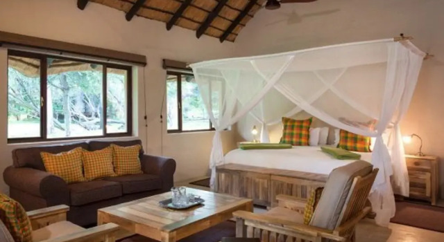 Tuli Safari Lodge Mashatu, Book Hotel Pont Drift Central District