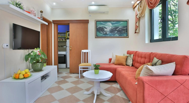 Apartments Holiday Lux, Book Apartment Sutomore Bar County