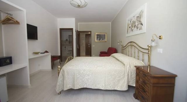 Номер Luxury B&B La Perla di Roma