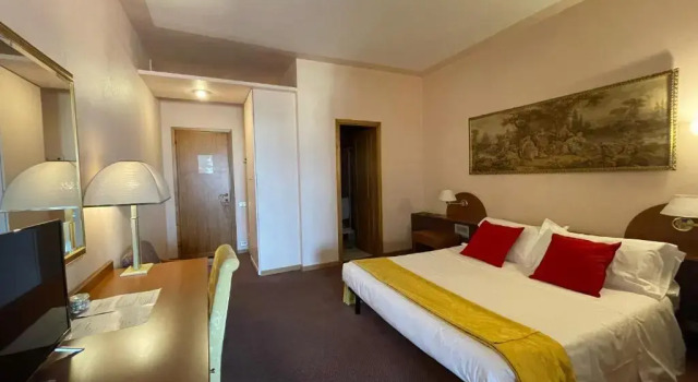 Четырёхместный номер Standard Hotel New Genziana