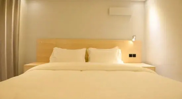 Zhenghua Hotel, Book Hotel Hoteller i Beijing Province med parkering, Parkering