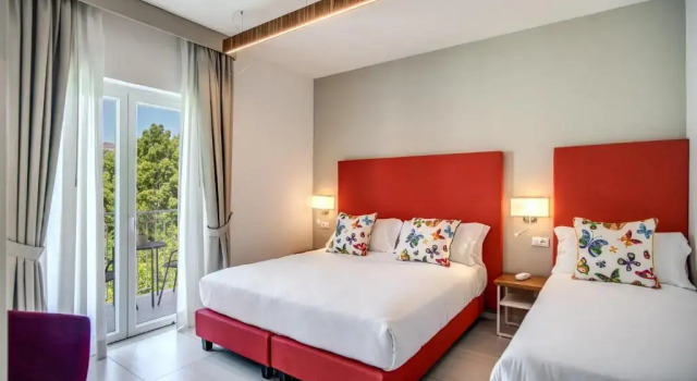 Трёхместный номер Standard Hotel Florida