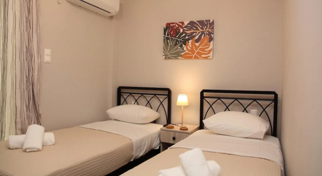 Ariadni s Athenian Apartment