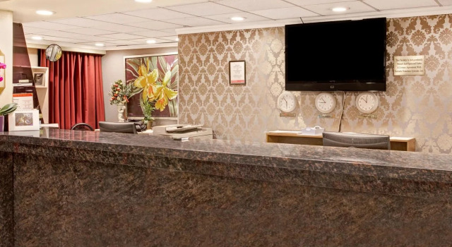 Best Western Plus Commerce Hotel