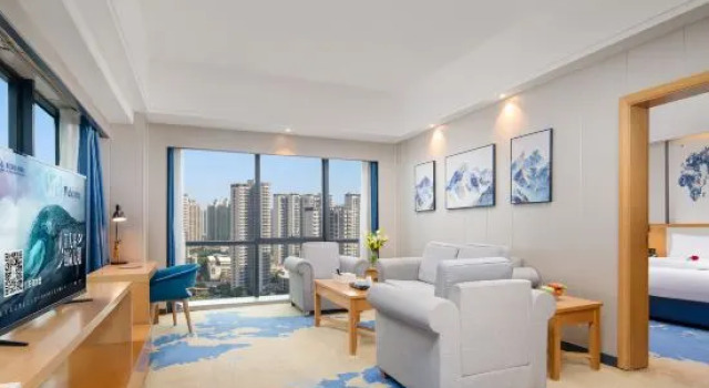 Люкс Deluxe Kyriad Marvelous Hotel (Zhongshan South District)