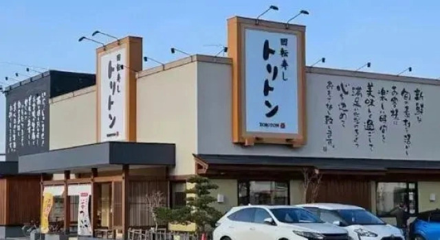 5-Minute Walk from Sapporo Station |  Wide King Bed |  Guests | La Parfait de Sapporo 403, Book Hotel Sapporo Hokkaido