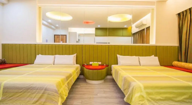 Четырёхместный номер Deluxe Little SkyLark B&B