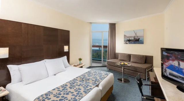 Номер Superior с балконом и с видом на море Leonardo Club Tiberias - Все включено