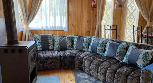 Cabañas Río Quemille, Book Hotel Hoteller i Chiloe med parkering, Parkering