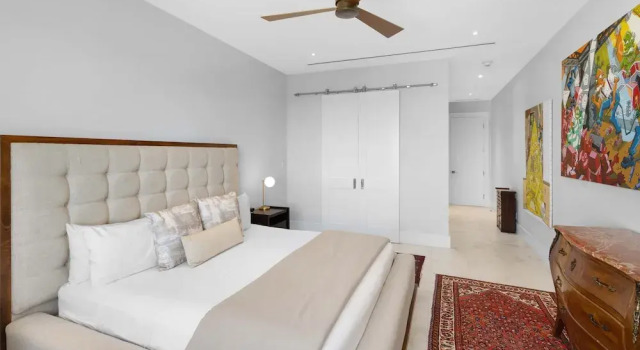 2 Bed Ocean View Condo at ONE Cable Beach, Rezerwuj Apartament Hotele w New Providence z parkingiem, Parking