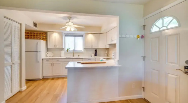 Апартаменты c 1 комнатой Hutchinson Island Vacation Rental w/ Beach Access