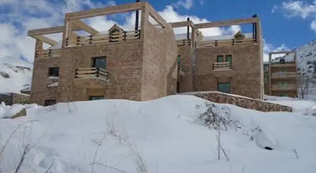 Коттедж с балконом Villetta di Faraya