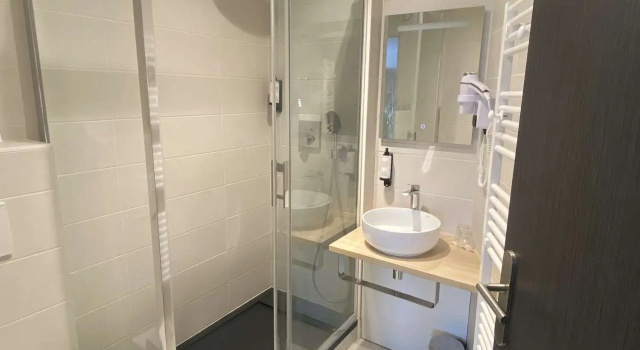 Трёхместный номер Superior Best Western Le Moulin de Ducey