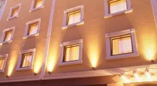 Кровать в общем номере Titanic Comfort Sisli
