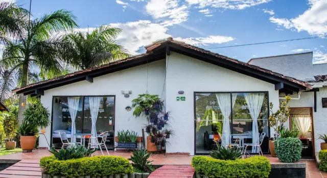Семейный номер Standard с видом на сад Hotel Santa Maria de las Aguas Peñol