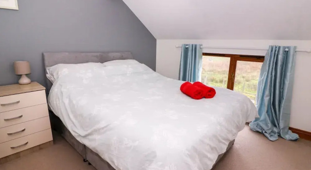 Swallow Barn, Забронировать Дом для отпуска Виллы Лланвртид-Уэлс, рядом с Neuadd Arms Hotel, Вилла