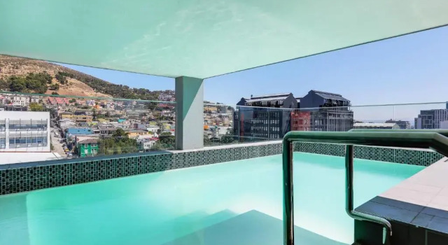 Апартаменты Elegant Modern Apartment near Table Mountain