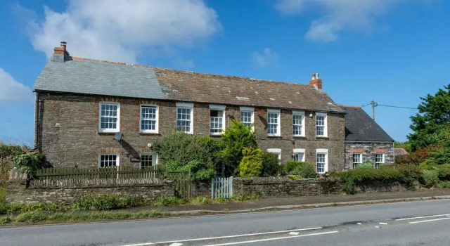 Beautiful Holiday Home in Wadebridge With a Fireplace in the Bedroom and a Lovely Garden, Забронировать Отель Отели Англии 3 звезды, 3*