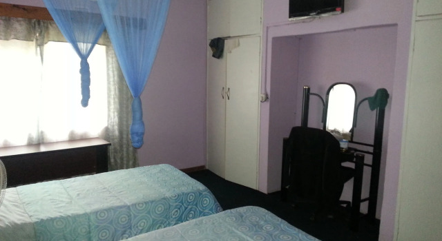 Flintstones Backpackers, Book Hotel Lusaka Zambia