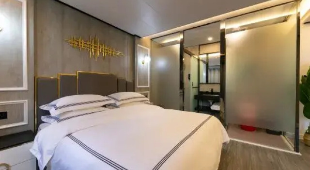 Люкс Qimeng Hotel (Haikou Qilou Old Street Binhai Avenue)
